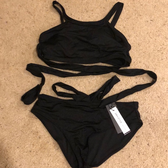 NWT. Black criss cross two piece swim suit - Picture 5 of 5
